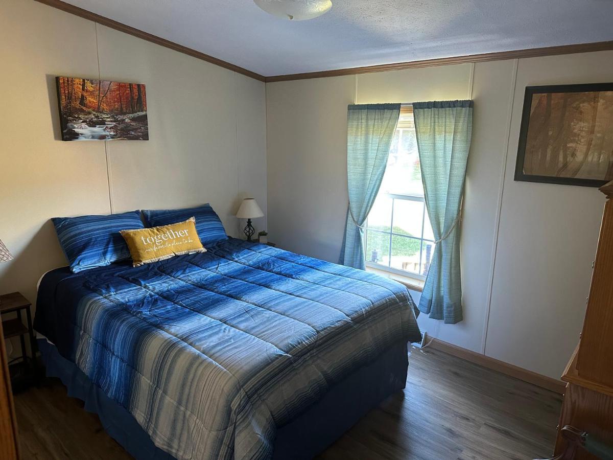 Spacious Cozy Getaway ! King Bed, Game Room, Out Door Patio Cairo Esterno foto
